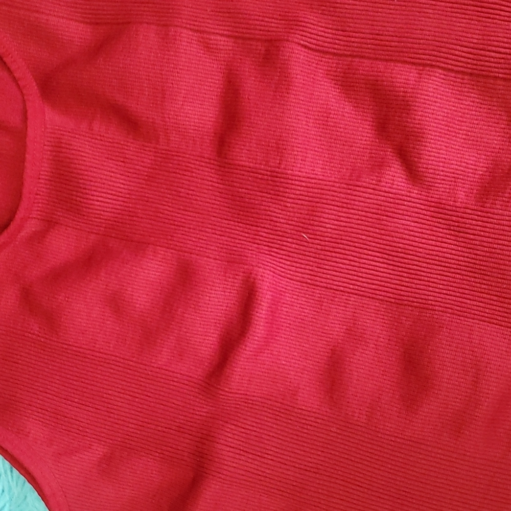 BCBGMaxAzria Ribbed Tank Top - Picture 2 of 4